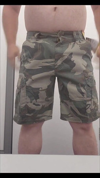 Tryin on Clothes with an Enjoyable Ending.