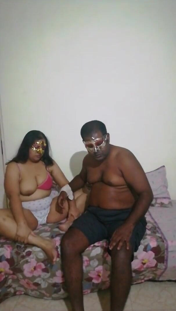 Shanaya Bhabhi: Married Indian Tamil couple home made sex