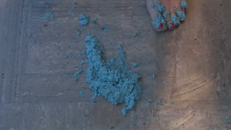 Lilly Disgrace: Alginate squiishing