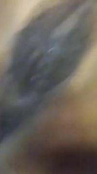 Perra sucia mostrando su cuerpo coño y culo