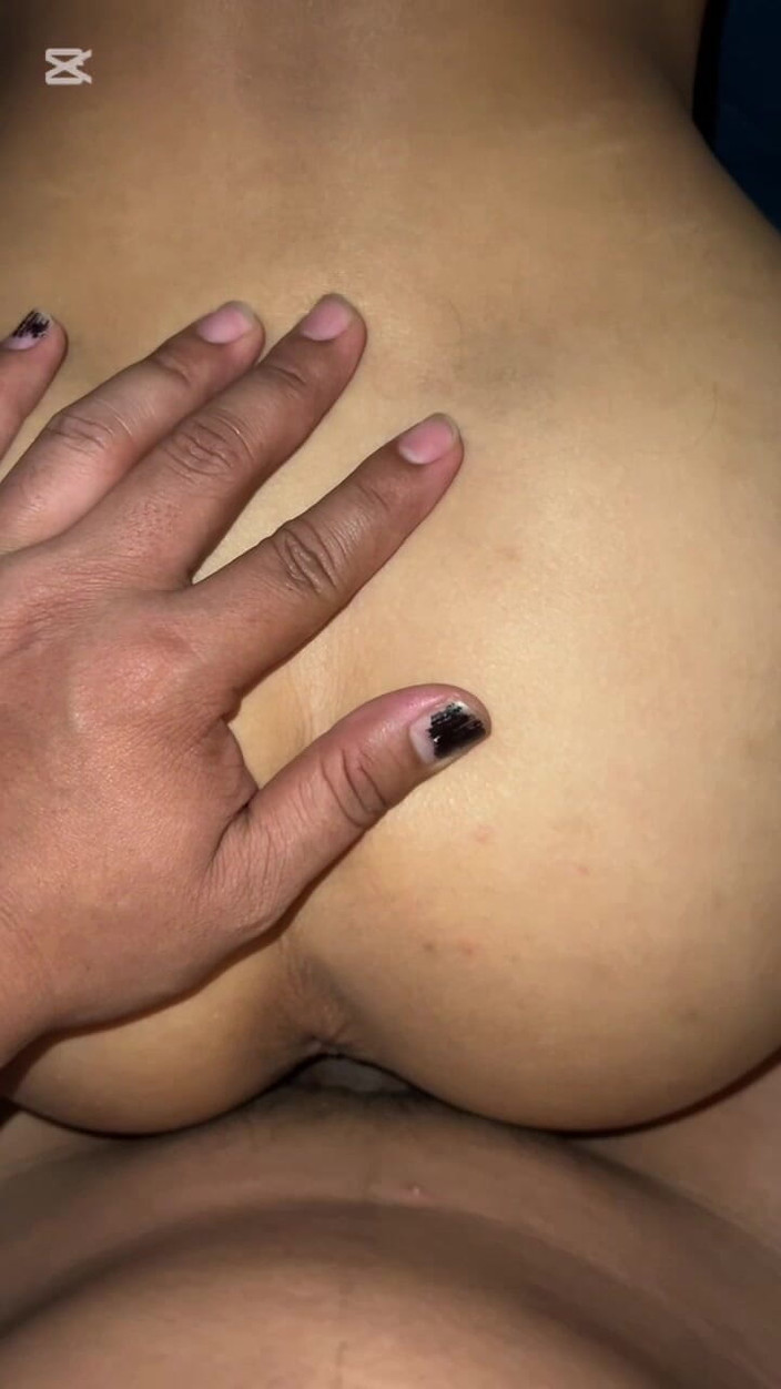 Hornyqueen36: Scopata veloce dopo il lavoro