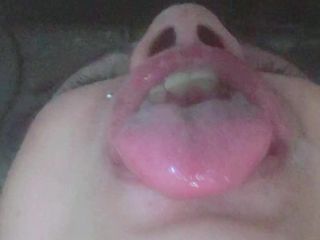 Nastboi: Tinder MILF Deepthroat