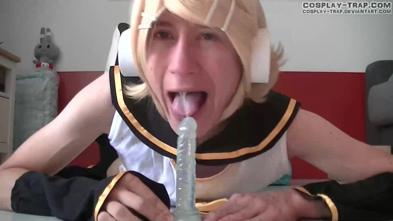 RosalinaxGirl: Cosplay travesti, Rin K. Chevauchage anal