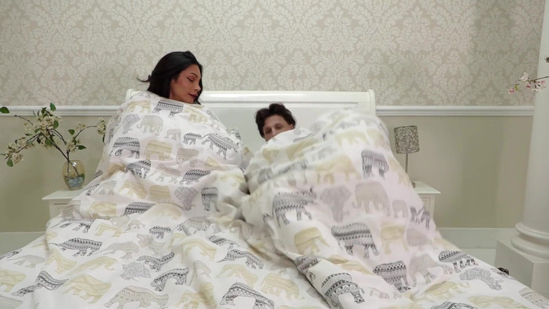 TransFans: Super gorące łóżka Trans Sexy Twink