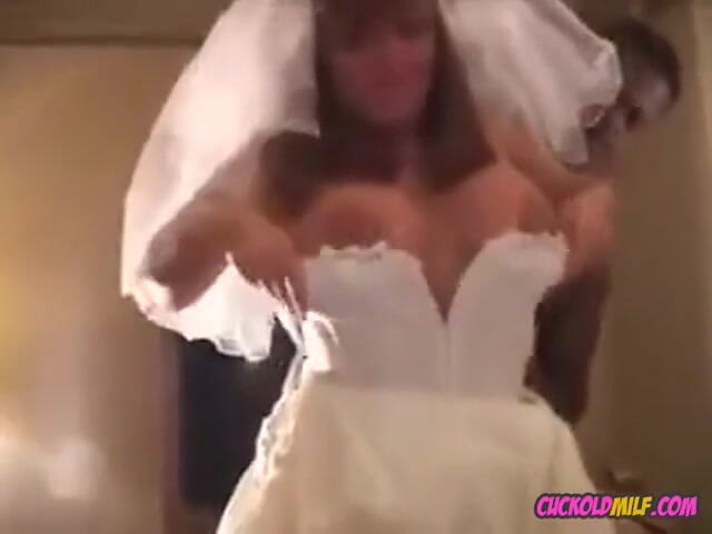 Cuckold MILF: Cuckold MILF - Housewife and Her BBC Bull