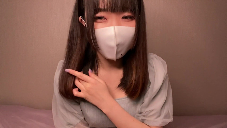 Gionji Miyu: Asiatisk hottie gör sig själv cum med vibrerande leksak