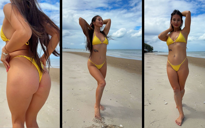 PassionBunny: Bikini Público Divertido Con Sexy En La Playa