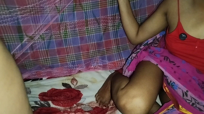 Deshi women: Mijn stiefzus stemde eindelijk in met anale seks