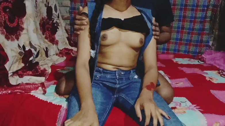 Deshi women: 18-jarig universiteitsmeisje eerste keer seksvideo met vriendje