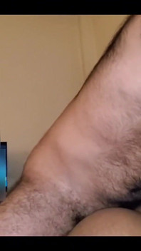 Desi FREUNDIN fickt beim anschauen von film teil 2