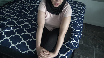 Souzan Halabi: Egyptian Virgin Girl Takes Off Hijab To Play With Her...