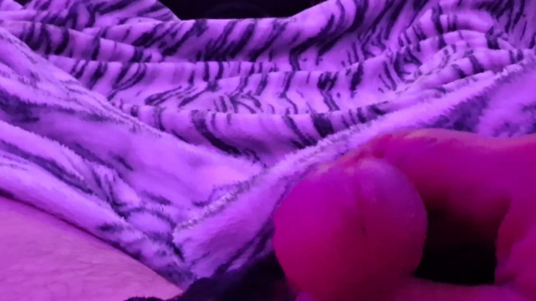 Pantygee: Miang dalam pakaian berwarna putih saya