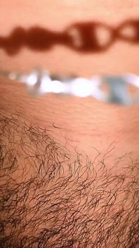 Vicino pervertito, ti scoperò la figa