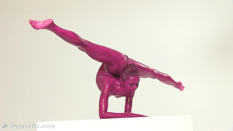 Watch4fetish: Flexible Exercises with Body Painting