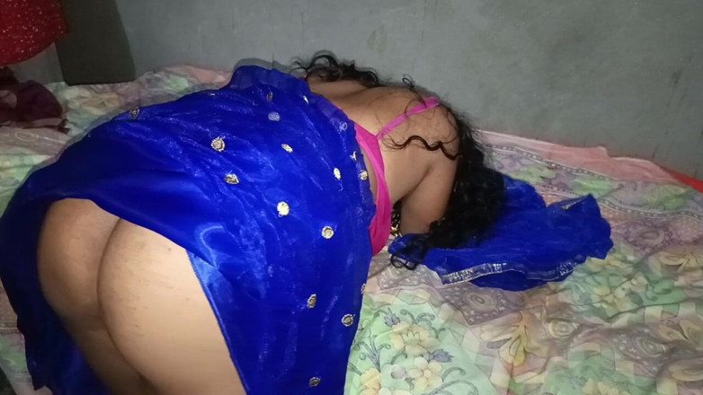 Savita5343: Devar Ne Mujhe Kapde Change Karte Huwe Dekh Liya or...
