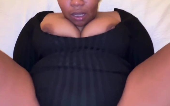 Bigbootybackshotz: Dirty Talking While Taking Massive Cock Missionary
