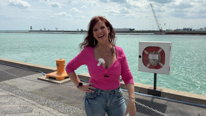 Mr Flourish Live: Mrflourish Podcast at Chicago Navy Pier with Guest Adult Superstar...