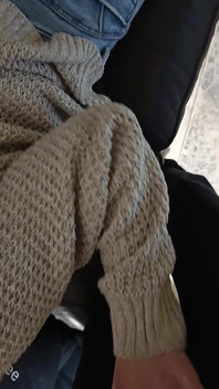 Nahaufnahme arschmassage und muschi fingern in jeans