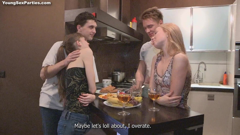 Young Sex Parties: Teen swingers spolu šukají