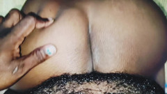 Gomathy: Tamilská dívka zkouší různé typy poloh