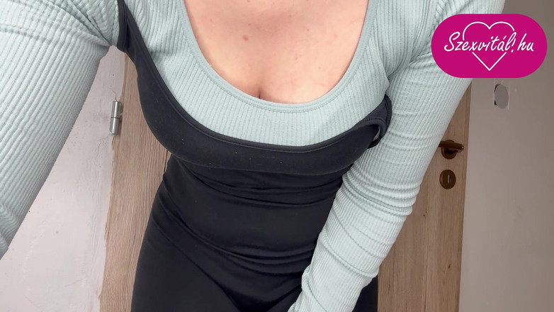 AmayaMori: 화장실에서 오르가즘을 입을 때까지 헝가리어와 자위