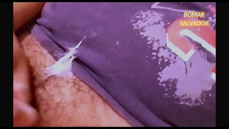 pinoy malibog: Knubbig pappa rycker av i sängen