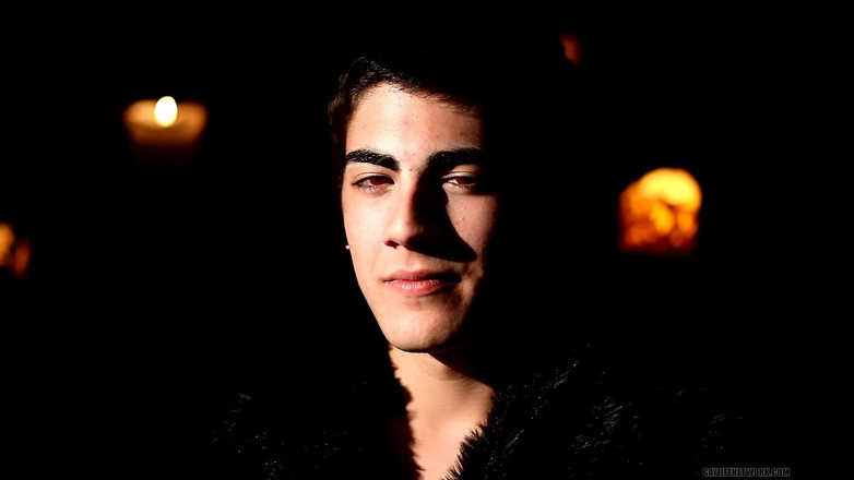 Twinklight: Handsome Vampire Rad Matthews Talks About Role
