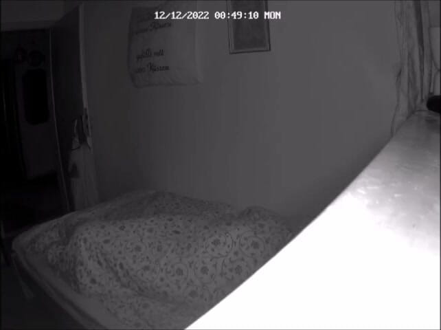 Heisseoma: 相机奶奶它来到地板上