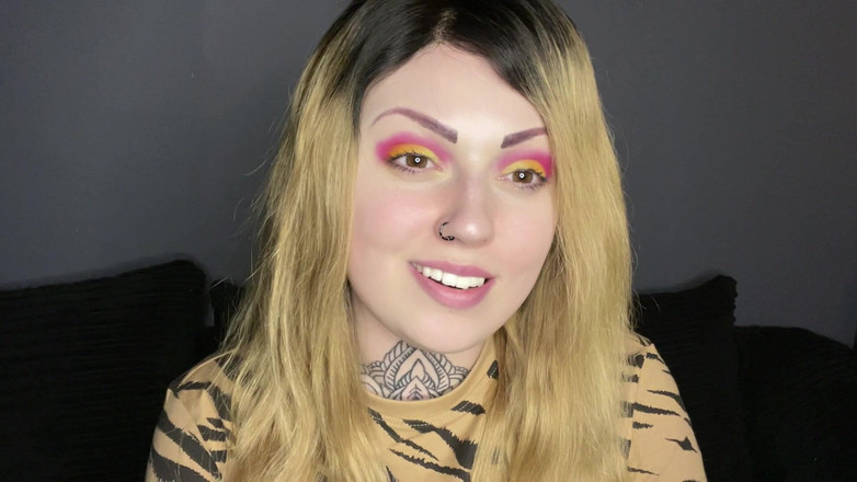 Miss Valentina: Mesmerised to Forget Her