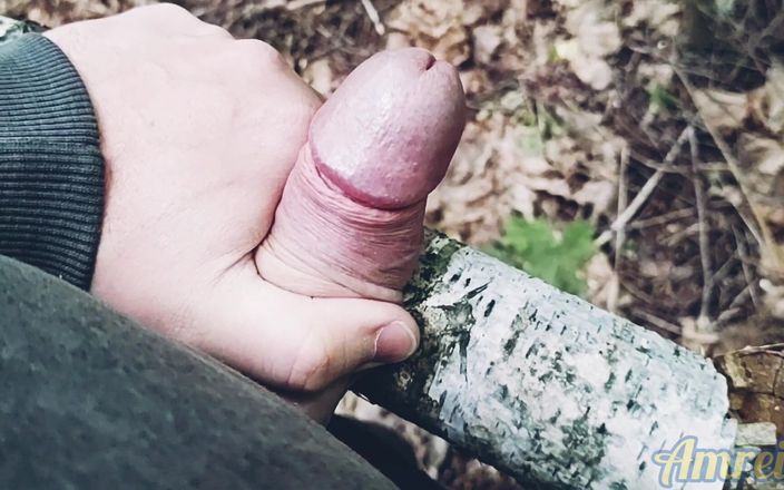 Amreis: Le contact avec la nature se termine par une branlette...