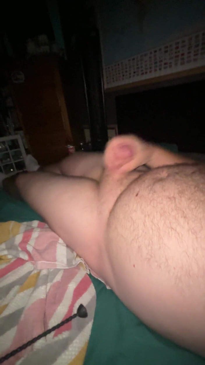 Bigwhitecock: Insertando mi barra sonoro en mi punta de mi pene...