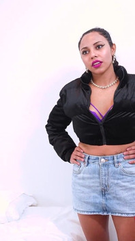 Latina Excitată Îndrăznește Cu Un Penis Negru. Daniela Nerea, Mică Curvă Mare La Fakings Black Fix