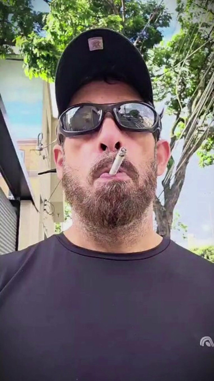 BBIG: Smoking Tabaco Compilation 01