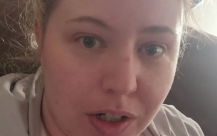 KinkyKatie: 電話の空き容量が足りません