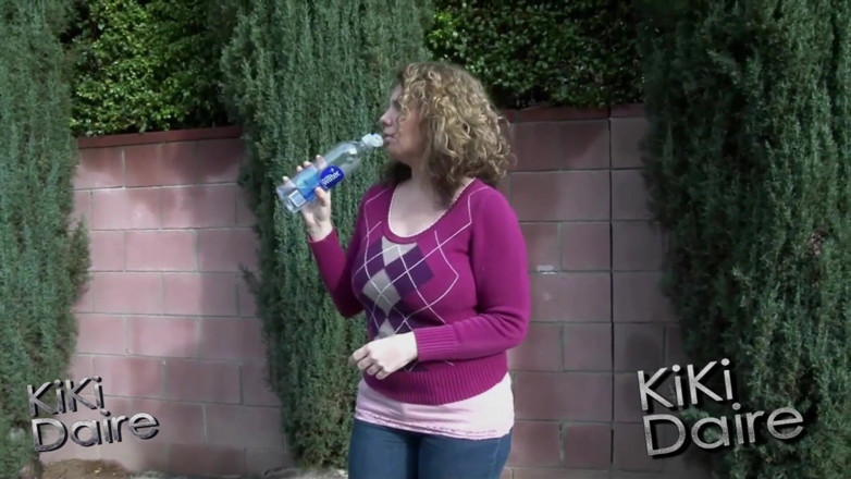 Kiki Daire MILFLand: Gotta Pee