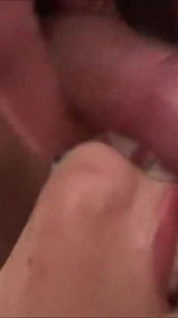 Amador closeup gangbang e brinquedo anal - 2 cenas em 1