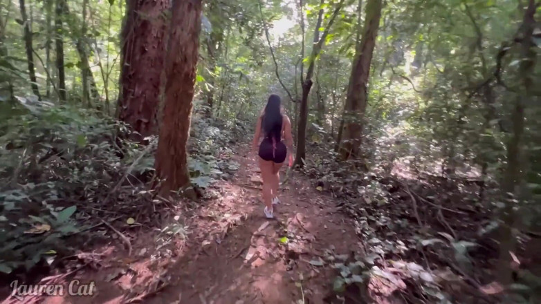 Lauren Cat: Wirklich heißer sex im Paradies!