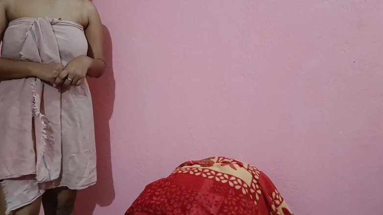 Priya ki Papa: Indische Desi Bengaalse vriendin bedriegt vriendje in de hotelbediende