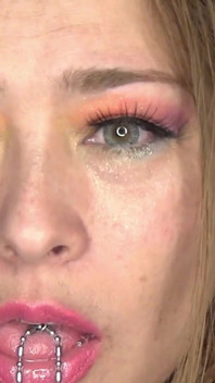 Çok Büyük Bir Lambayı Yutmak