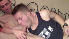 Gaybareback: Dylan přijímá kouření a šukání svého gay kamaráda