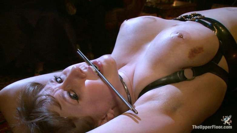 The Upper Floor by Kink: Jack Hammer的庆祝活动