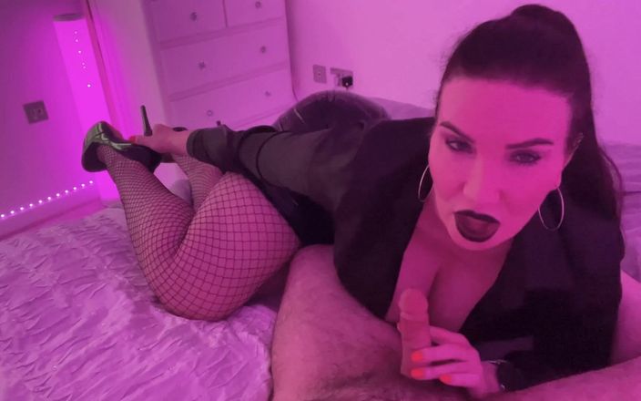 Sophie James: Bà chủ sophie bạn xuất tinh khi tôi để cho bạn