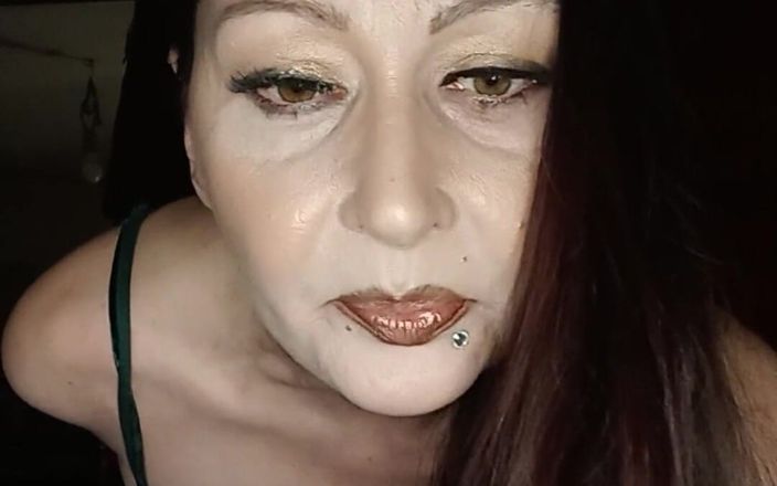 Dominatrix Redsonyja: क्या किसी ने अपने जूते खो दिए हैं??? और उन्होंने केवल वार्म-अप देखा, गंभीरता से उन्हें देवी के स्पर्श को महसूस करने के लिए डीएम में मुझसे संपर्क करने दिया