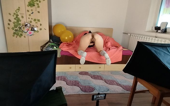 Amateur_MS: Amatorskie mama robi jogę nago, owłosione cipki, duży tyłek, duże...