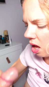 Naughty Petite Stepdaughter Ahegao Facial Overload