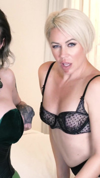 Helena Locke dan Madeline Marlowe sesi cuckold