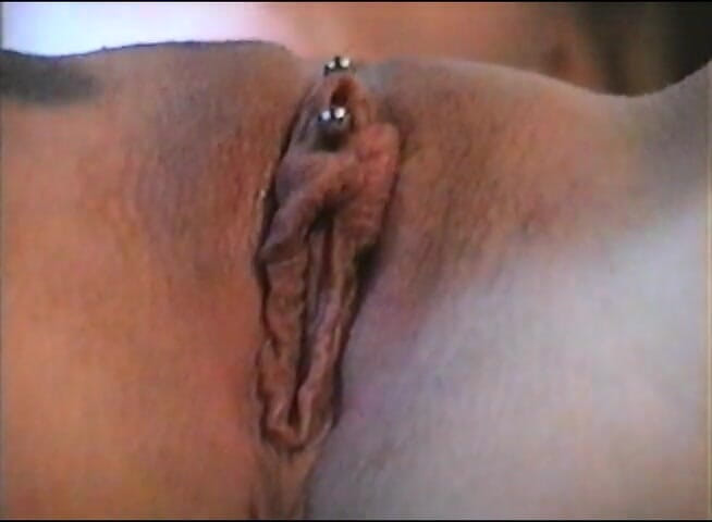 Flash Model Amateurs: Pierced beauty gets her pussy fingered