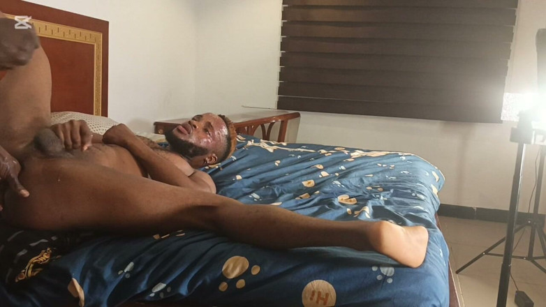 Bolatheboss: Dua kali pancutan mani, si jalang jahat Danzy