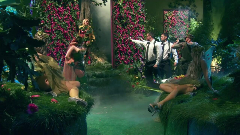Fetish Desire: Fairies fucked in the garden