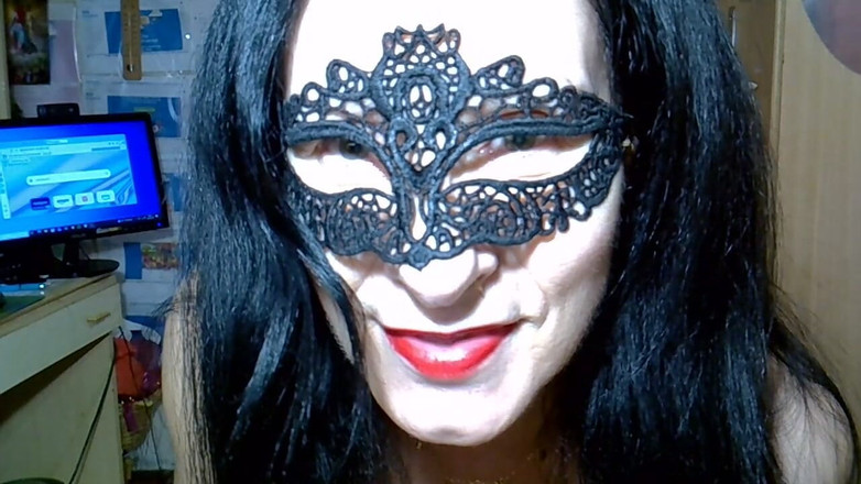 WEBREGINETTA2023: Ayakta idrar yaparken külotlu çoraplar